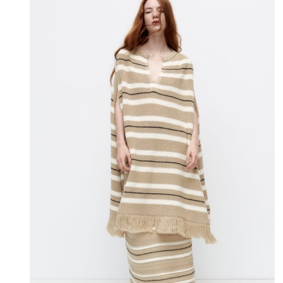 Zara Poncho - Picture 1 of 1